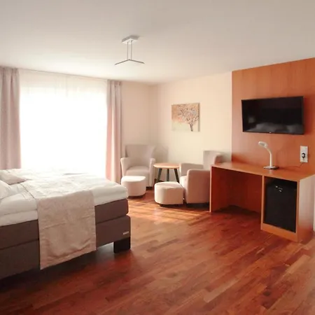 Lamex-inn & Restaurant Hotel 3*